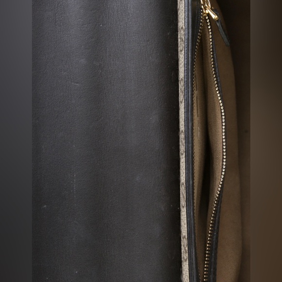 Gucci GG Medium Padlock Shoulder Bag - Picture 7 of 7